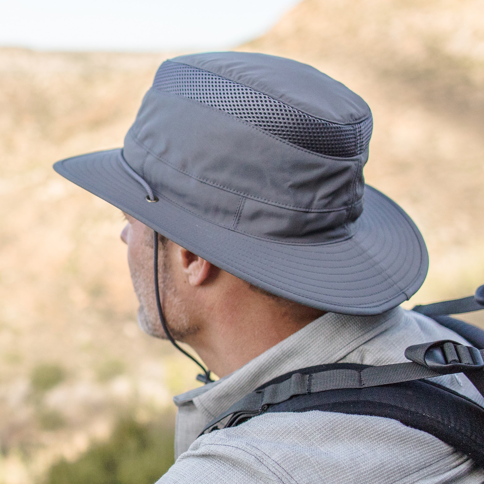 Charter Escape Hat O8
